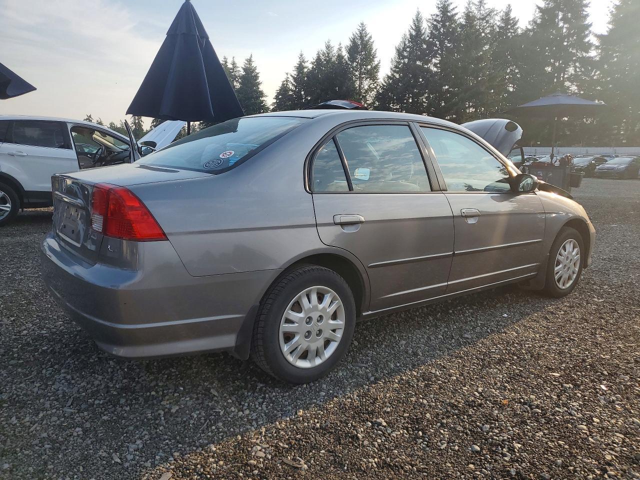 2004 Honda Civic Lx - Image 3