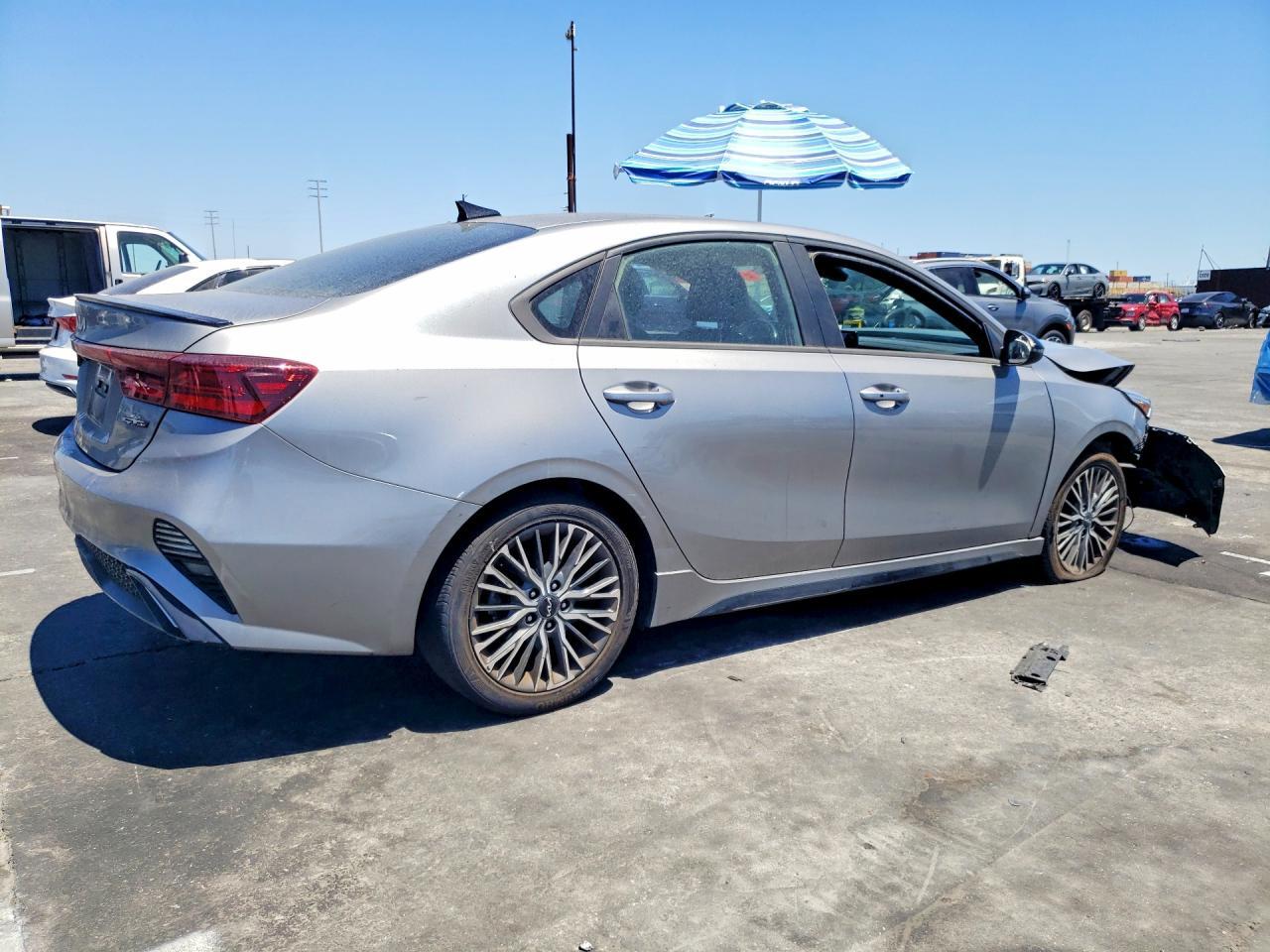 2023 Kia Forte Gt Line - Image 3