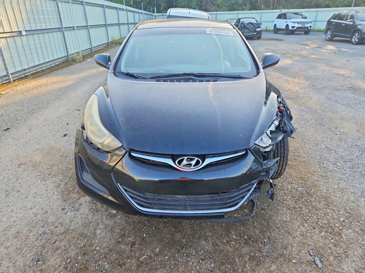 2015 Hyundai Elantra Se - Фото 5