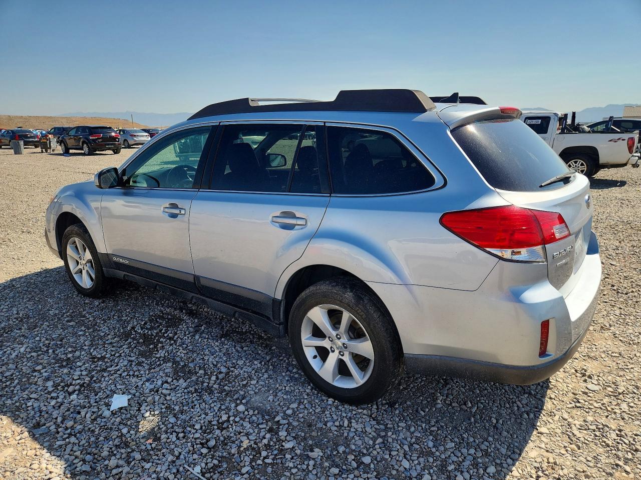 2014 Subaru Outback 2.5I Limited - Фото 2