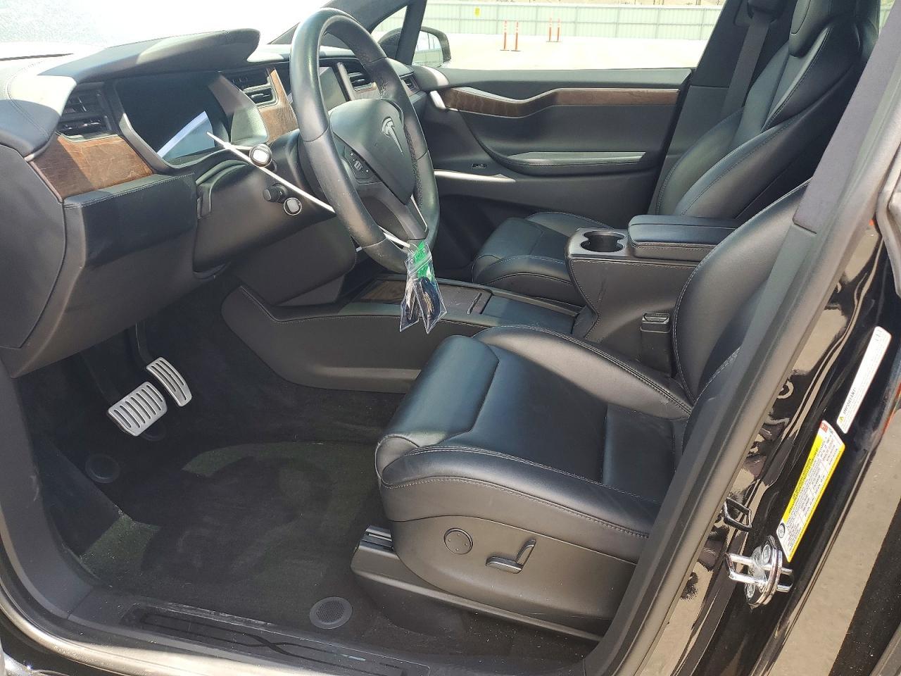 2018 Tesla Model X - Image 7