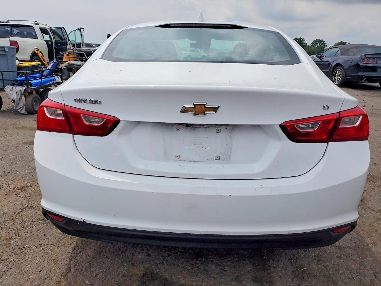 2023 Chevrolet Malibu Lt - Image 6