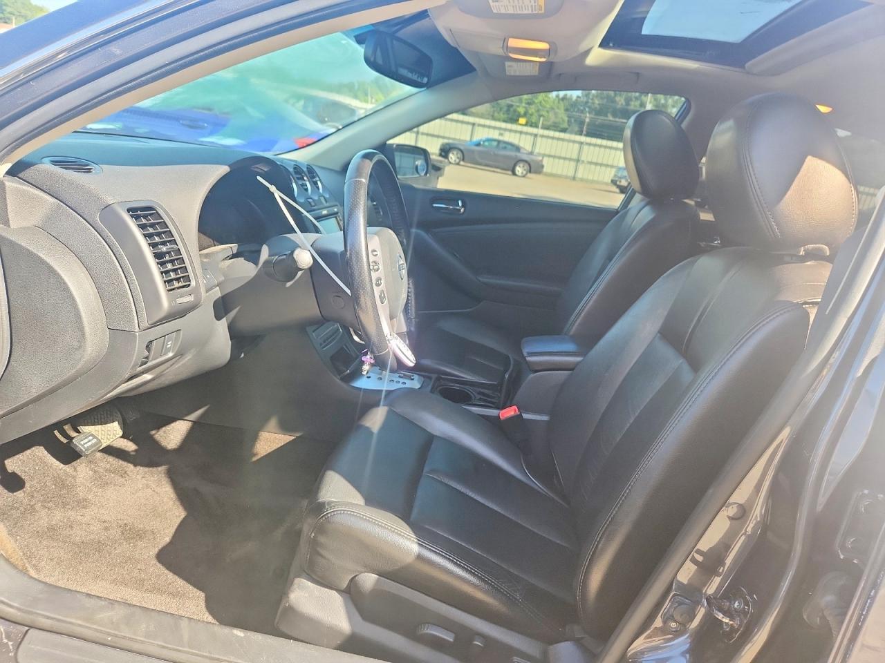2009 Nissan Altima 3.5 Se - Фото 7