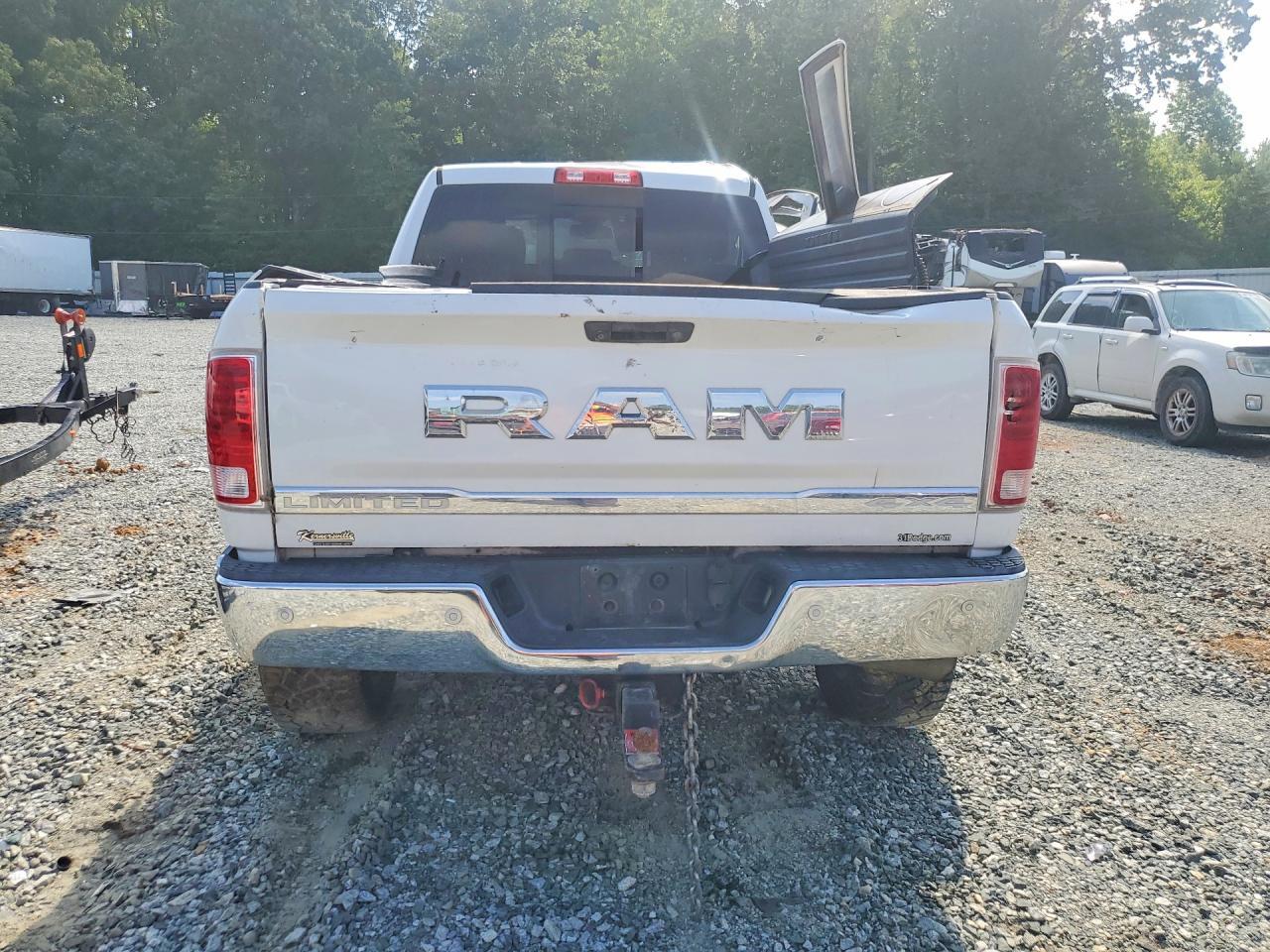 2017 Ram 3500 Longhorn - Image 6