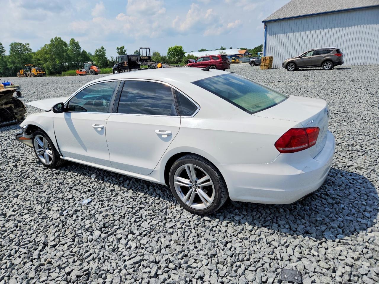 2014 Volkswagen Passat Se - Фото 2
