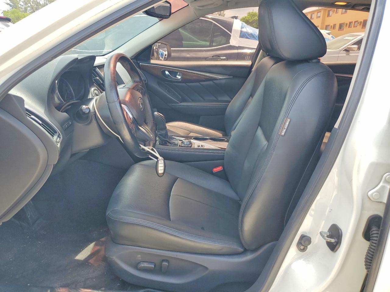 2018 Infiniti Q50 3.0T Luxe - Фото 7