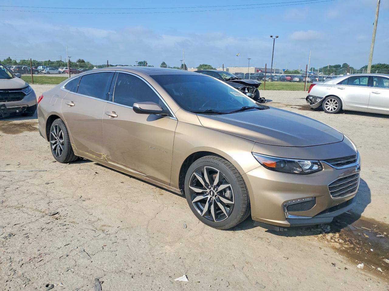 2018 Chevrolet Malibu Lt - Image 4