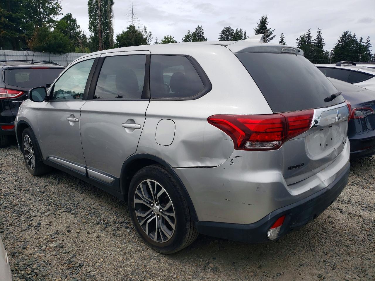 2018 Mitsubishi Outlander Es - Фото 2