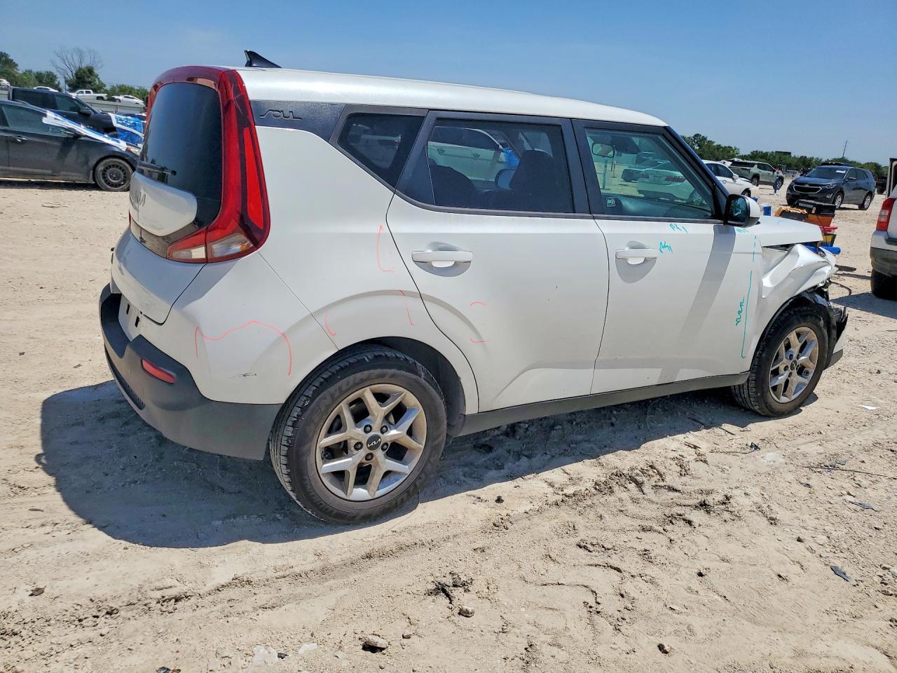 2022 Kia Soul Lx - Фото 3