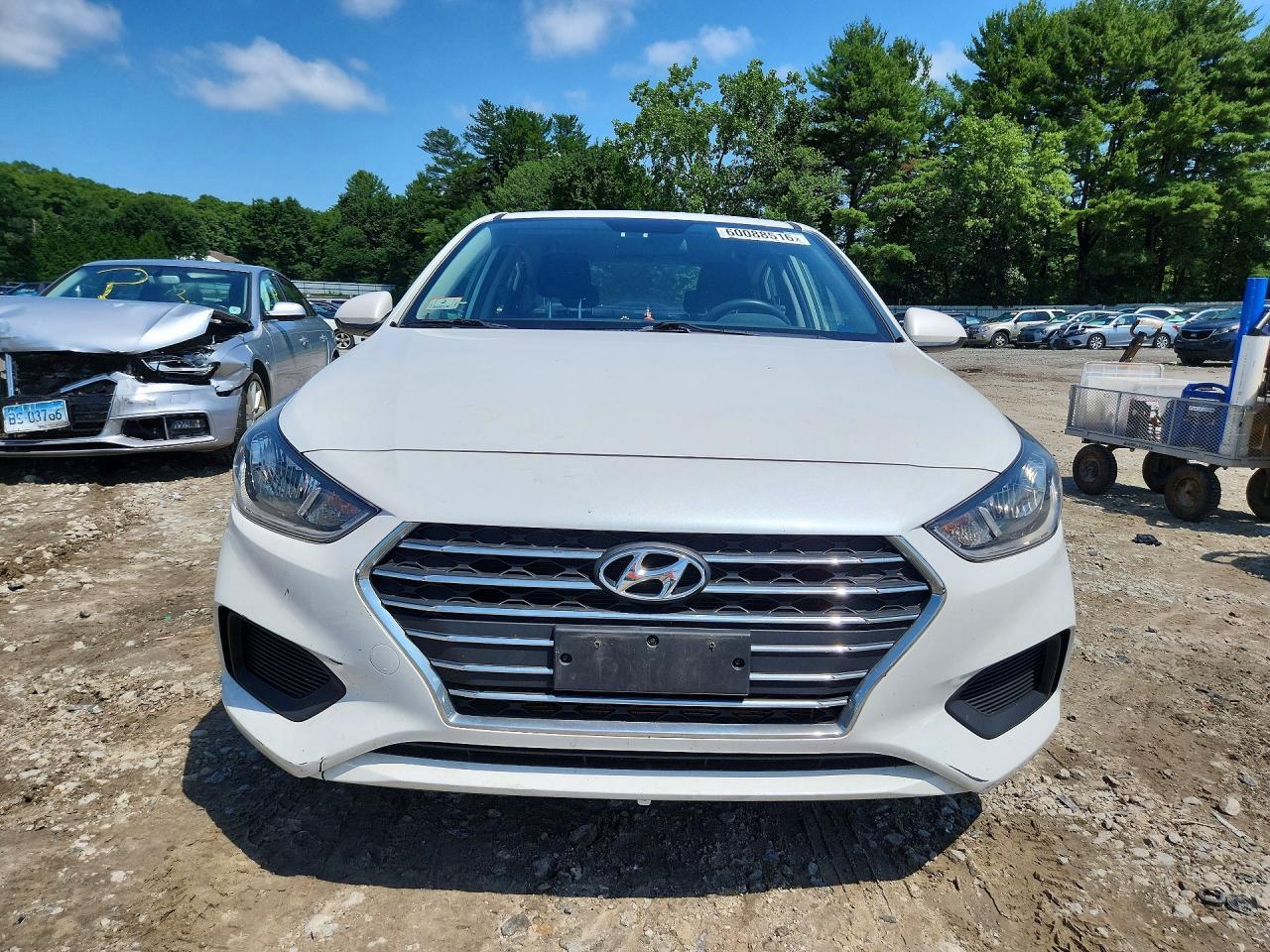 2021 Hyundai Accent - Фото 5