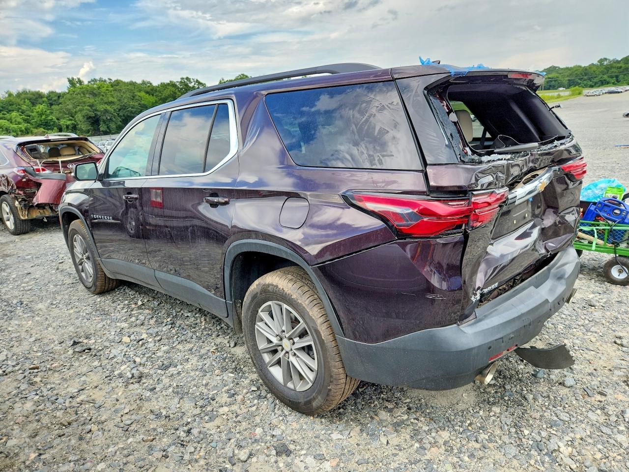 2022 Chevrolet Traverse Lt - Фото 2