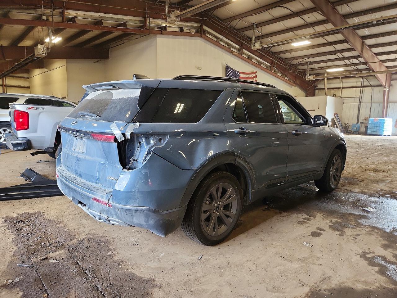 2026 Ford Explorer Active - Фото 3