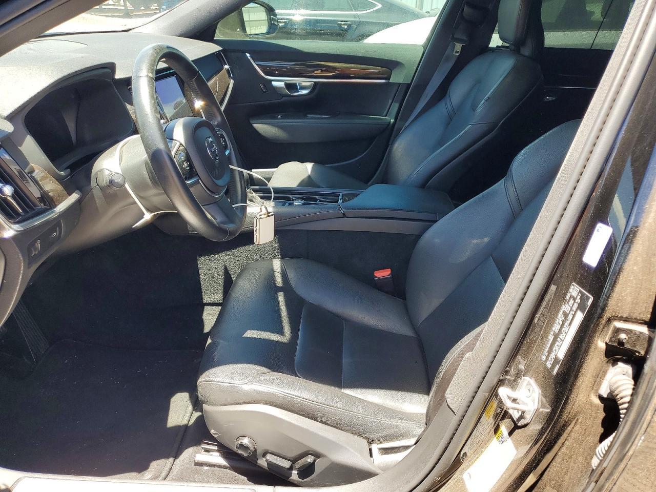 2019 Volvo S90 - Image 7