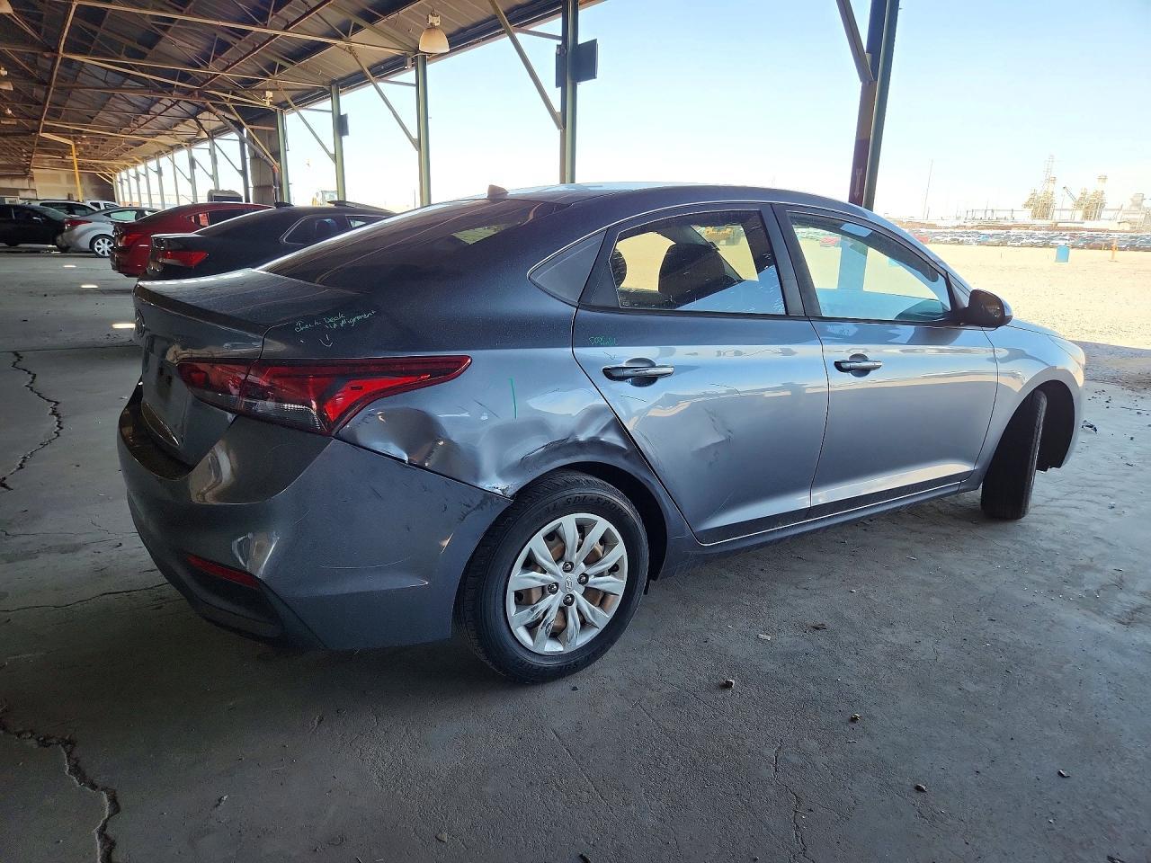 2018 Hyundai Accent Se - Фото 3
