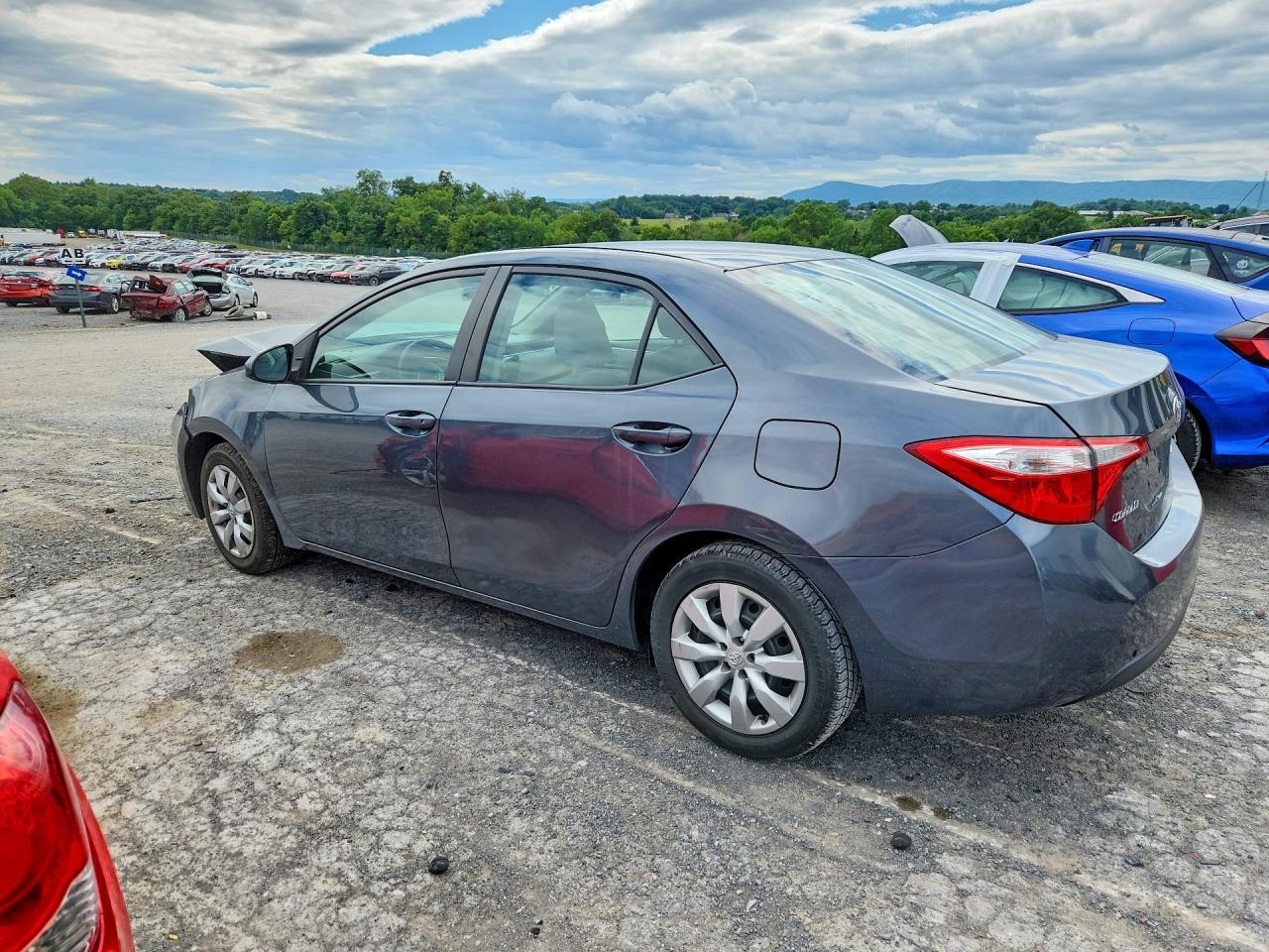 2016 Toyota Corolla Le - Image 2