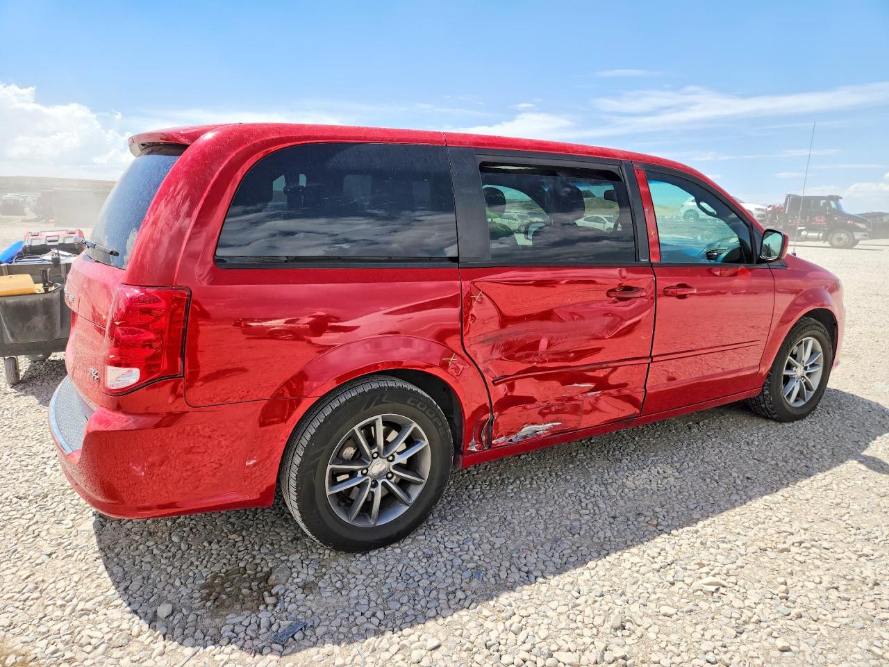 2014 Dodge Grand Caravan R/T - Image 3