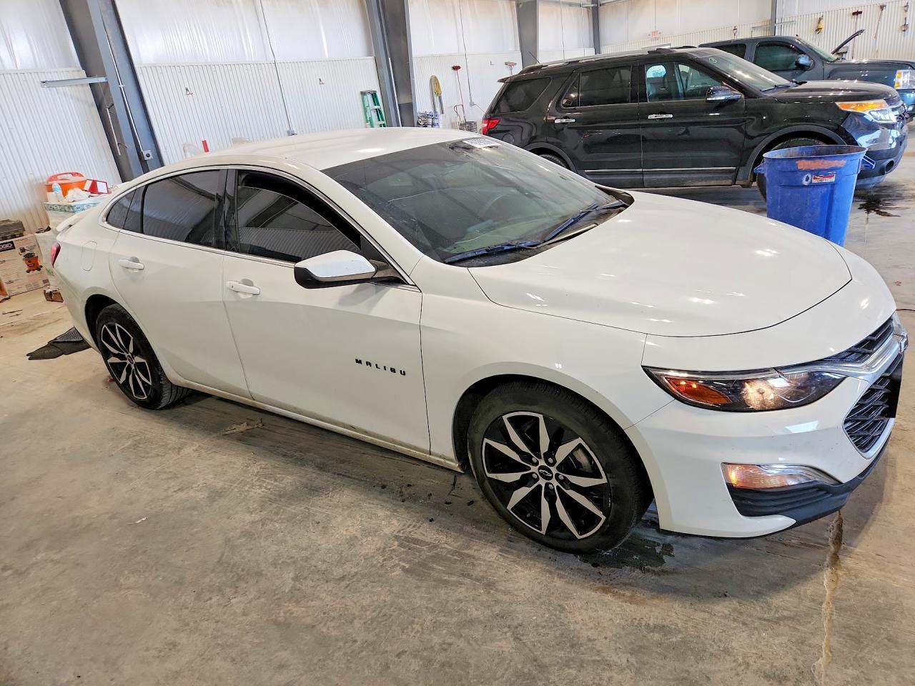 2025 Chevrolet Malibu - Фото 4