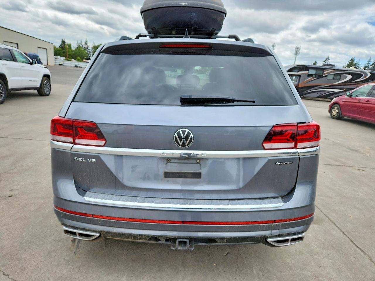 2023 Volkswagen Atlas Sel Premium R-Line - Image 6