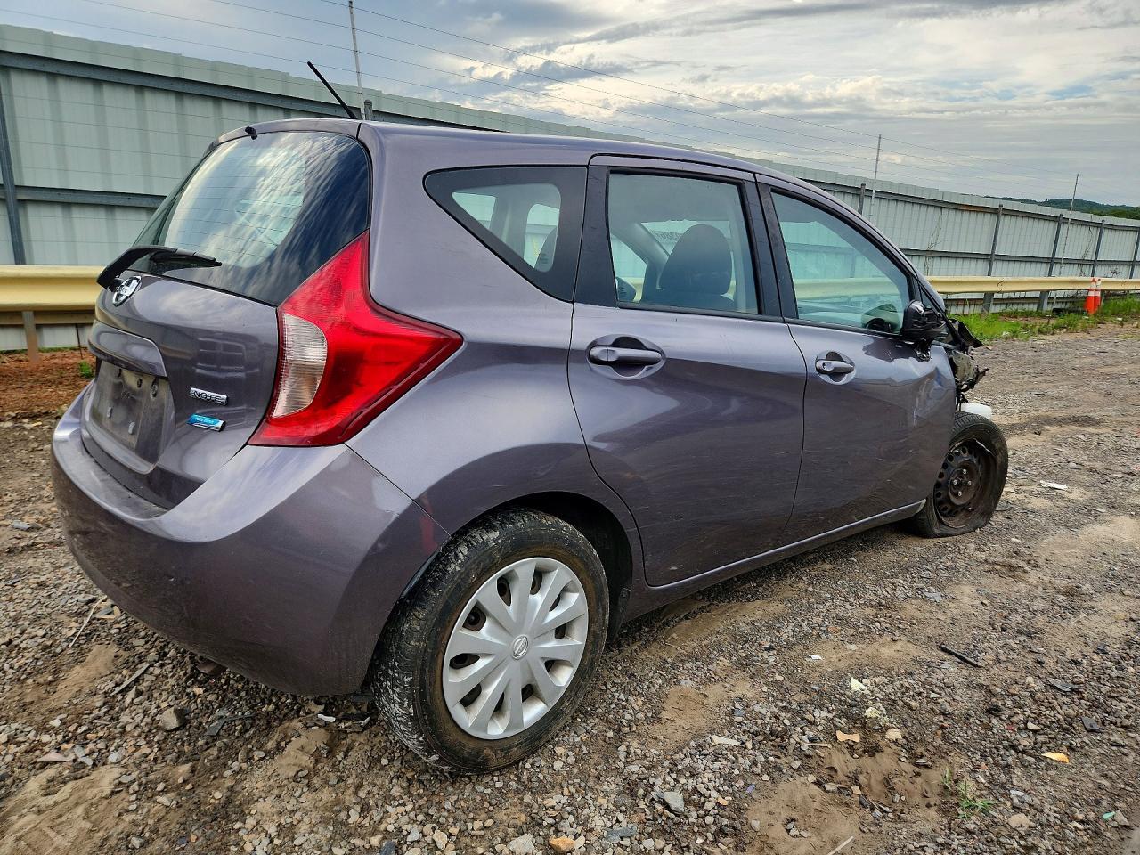 2016 Nissan Versa Note S Plus - Image 3