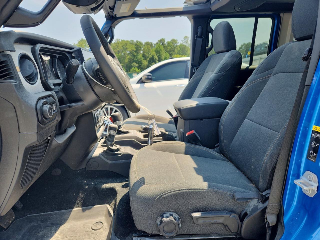 2026 Jeep Wrangler Sport - Фото 7