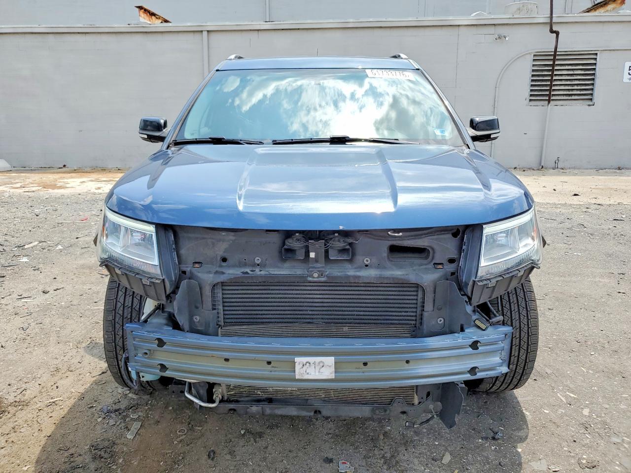 2018 Ford Explorer Xlt - Image 5
