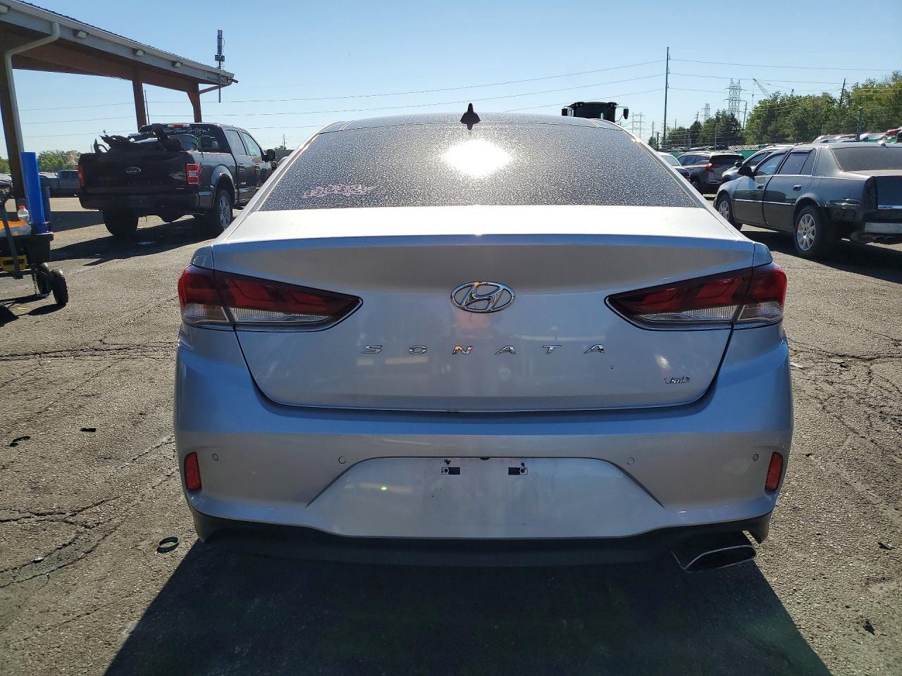 2019 Hyundai Sonata Limited - Image 6