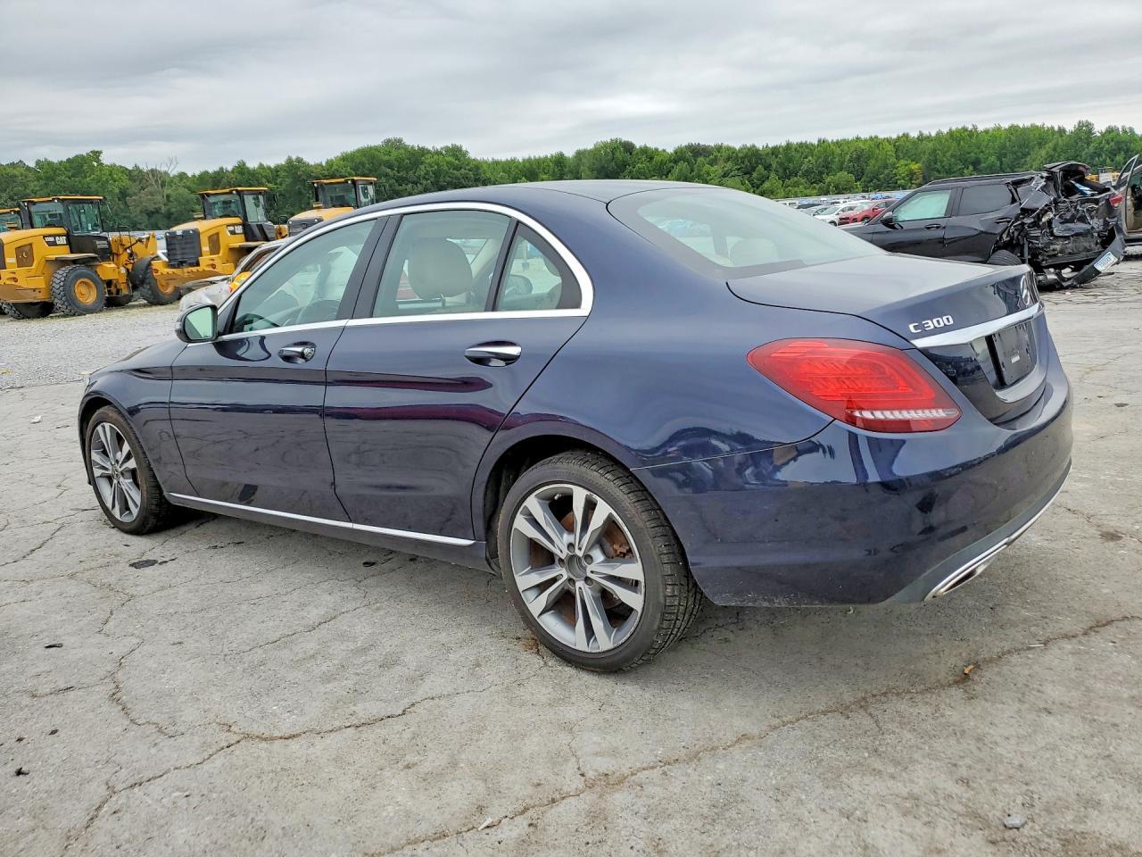 2020 Mercedes-Benz C 300 4Matic - Фото 2