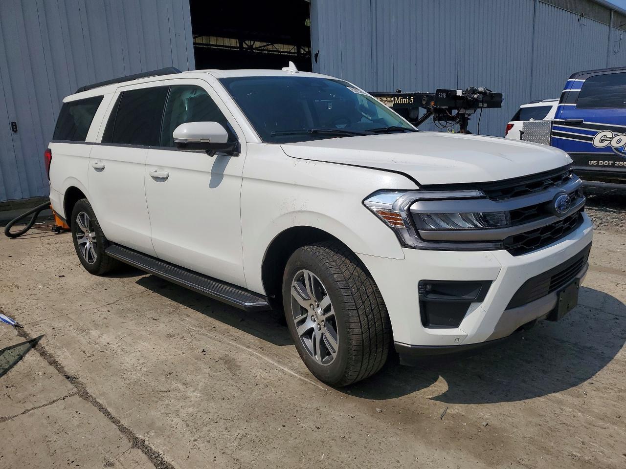 2022 Ford Expedition Max Xlt - Фото 4