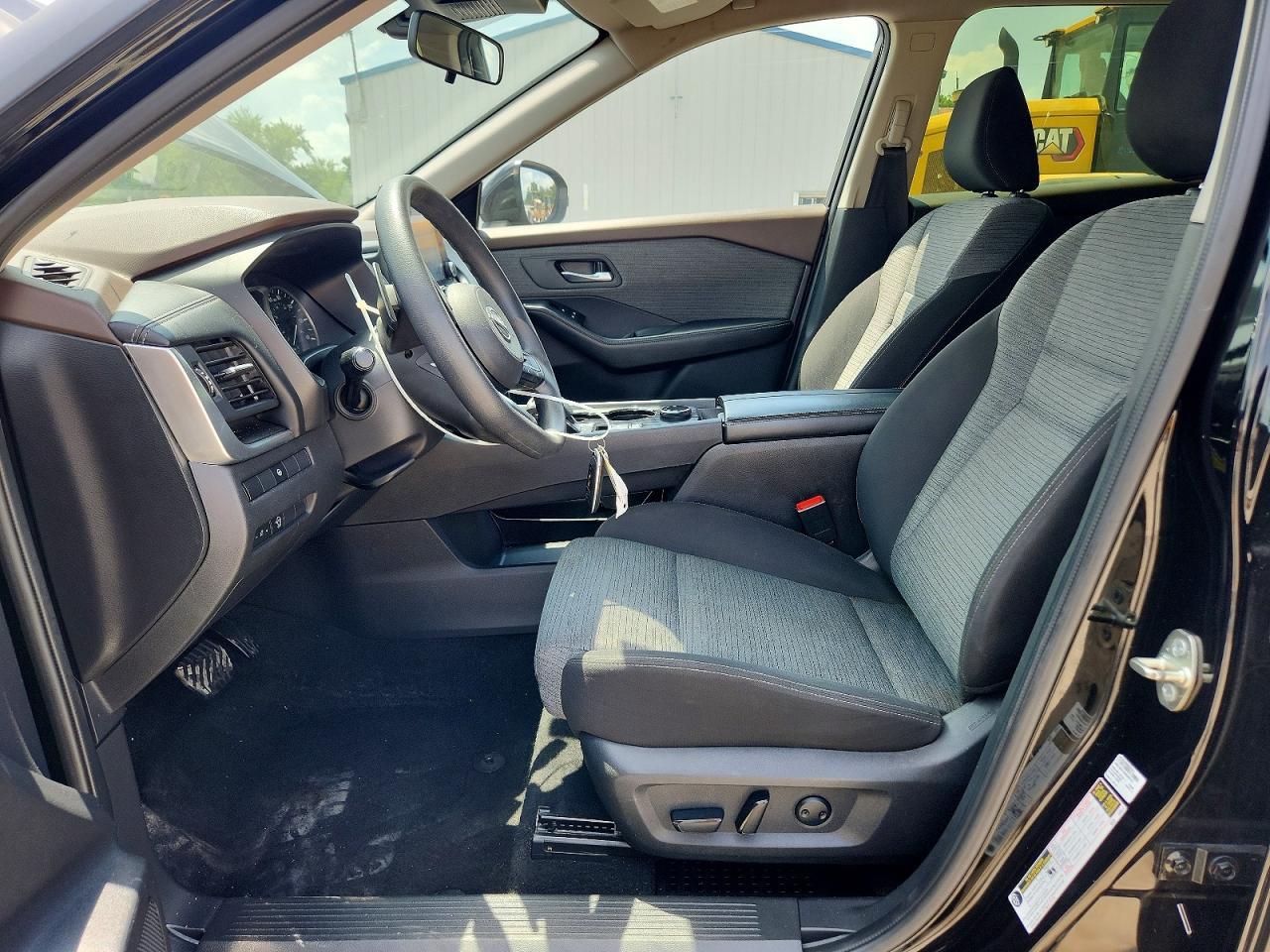 2023 Nissan Rogue Sv - Image 7