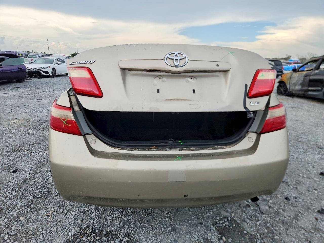 2009 Toyota Camry Base - Image 6
