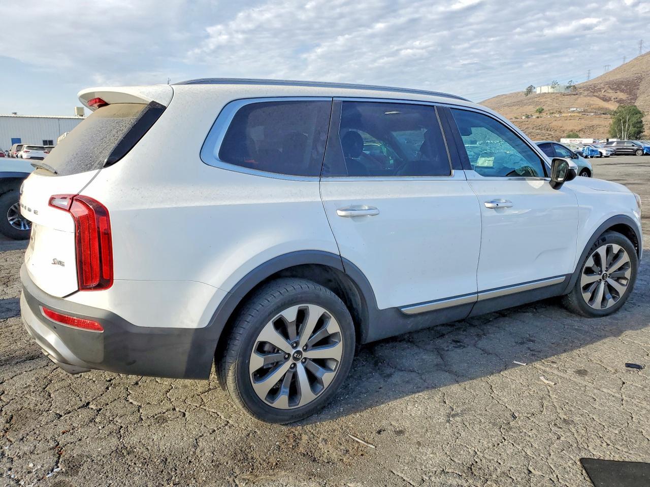 2020 Kia Telluride S - Фото 3