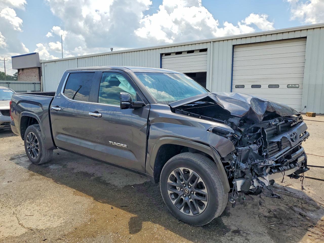 2026 Toyota Tundra Crewmax Limited - Image 4