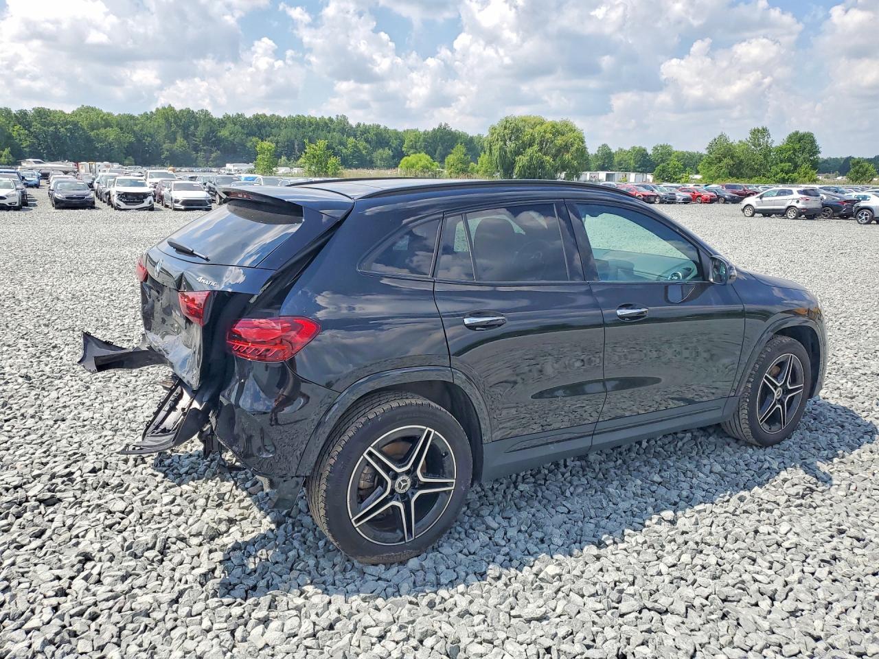 2025 Mercedes-Benz Gla - Фото 3