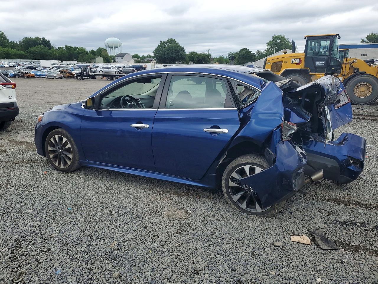 2019 Nissan Sentra Sr - Фото 2