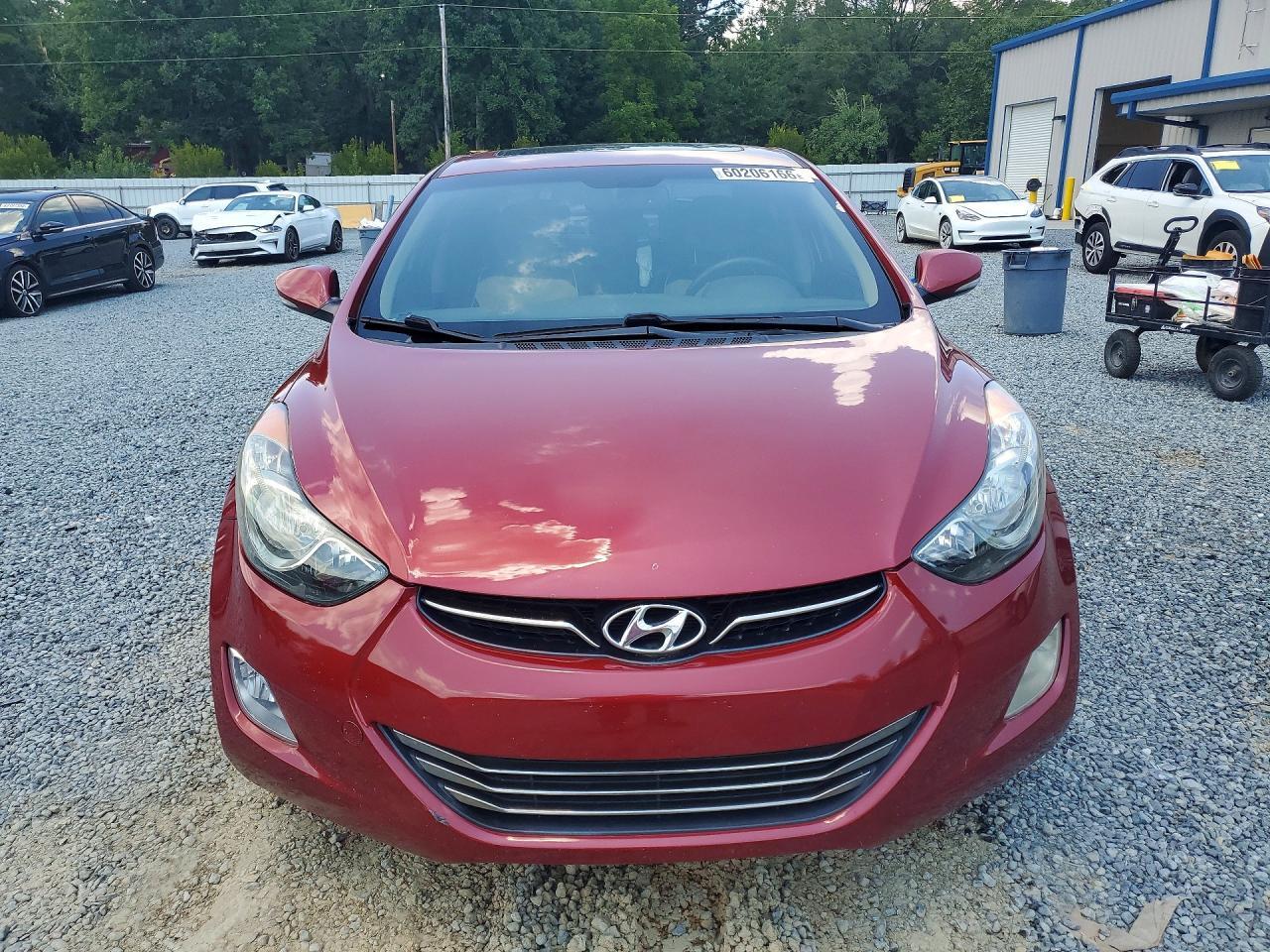 2013 Hyundai Elantra Limited - Image 5