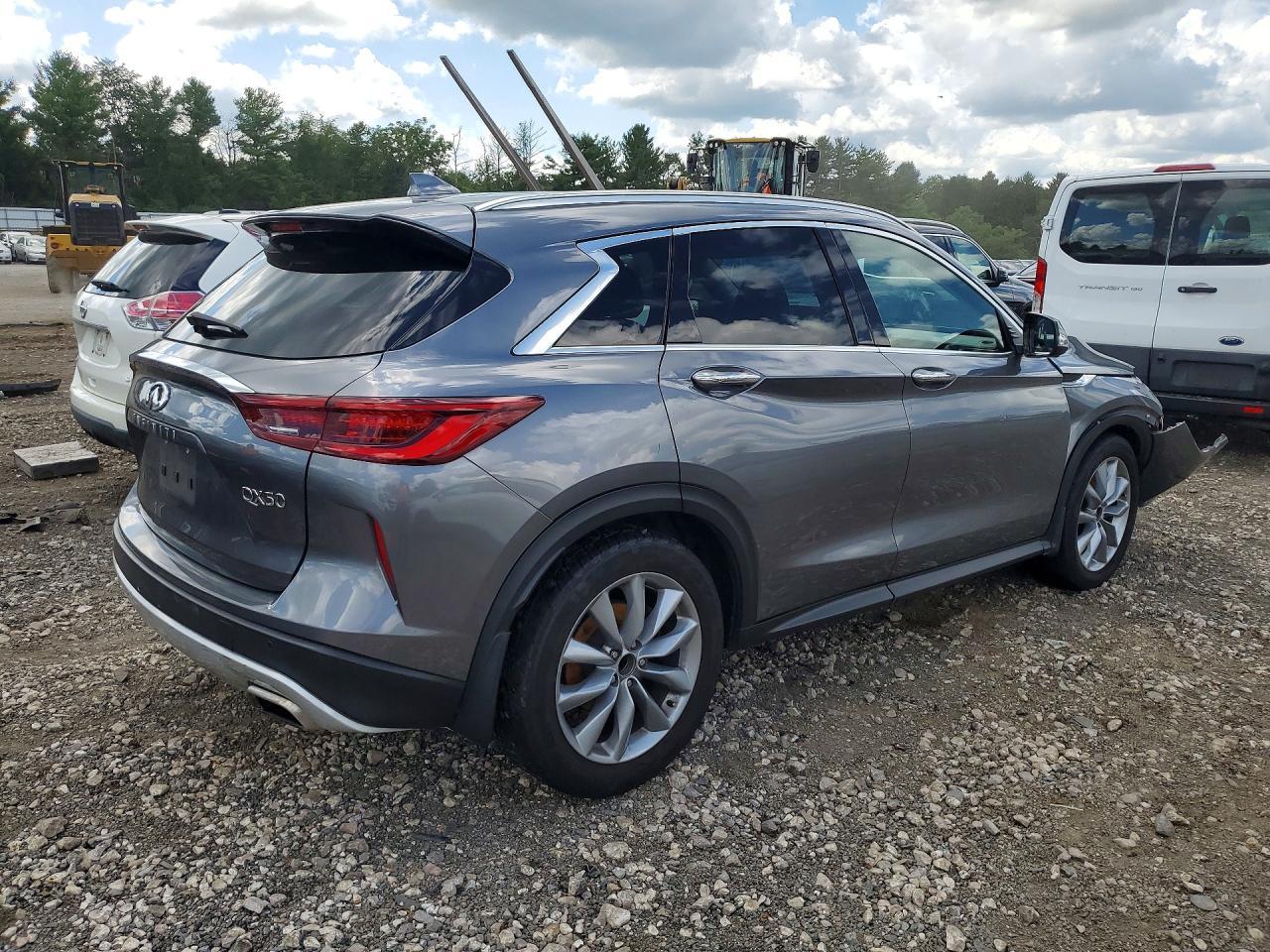 2022 Infiniti Qx50 Essential - Фото 3