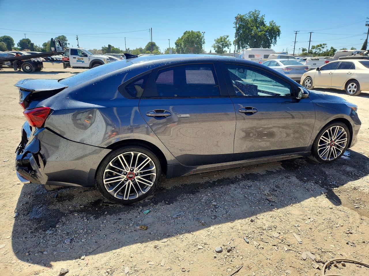 2022 Kia Forte Gt - Фото 3