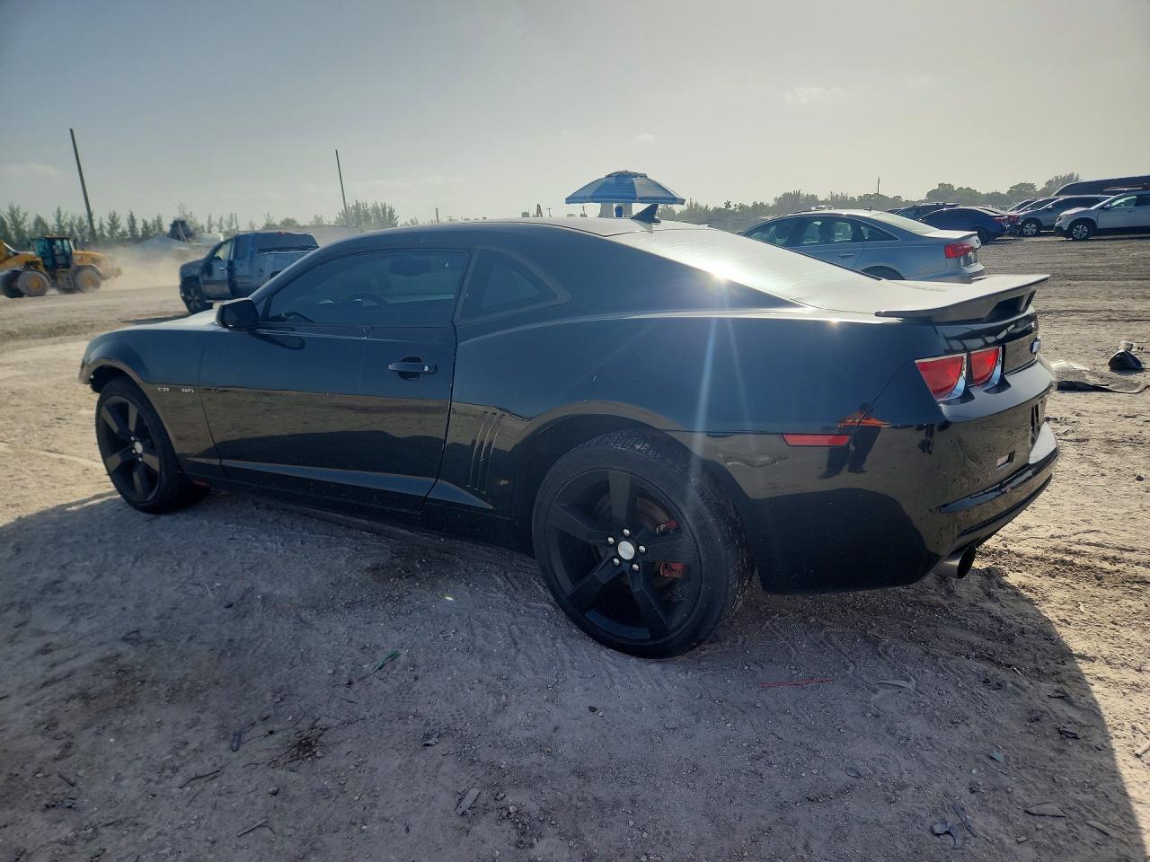 2010 Chevrolet Camaro Lt - Image 2