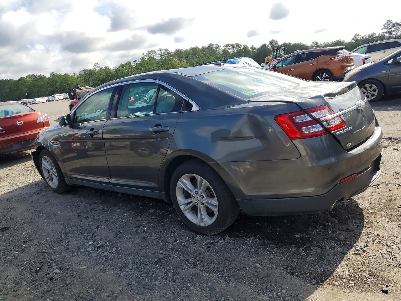 2018 Ford Taurus Sel - Фото 2