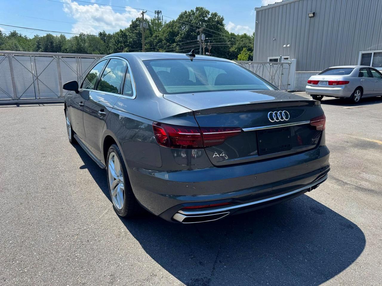 2021 Audi A4 Premium 45 - Фото 2