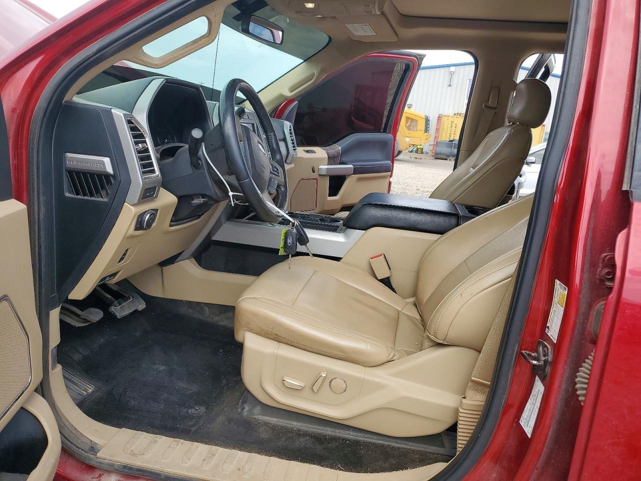 2017 Ford F350 Super Duty - Фото 7