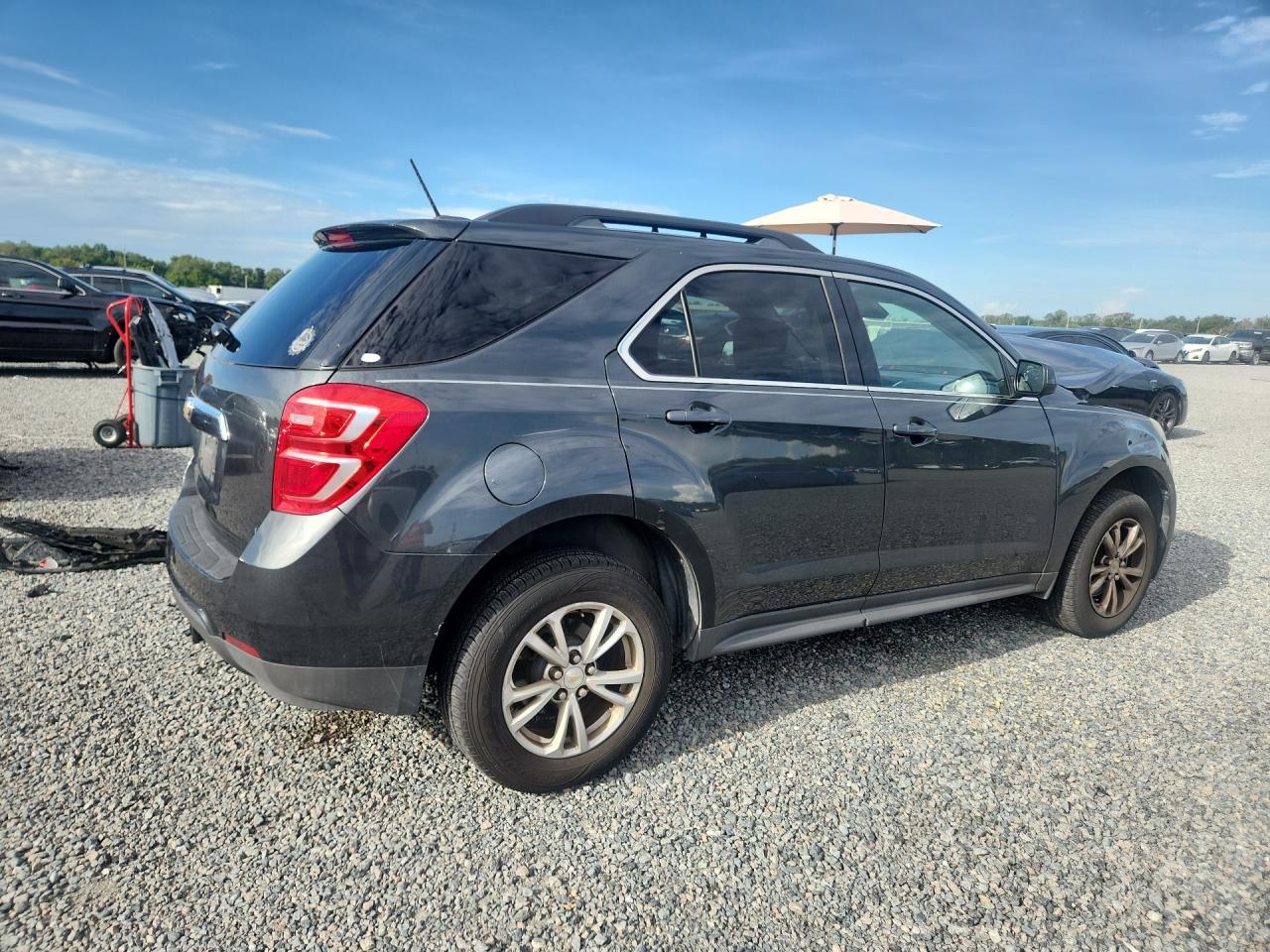 2017 Chevrolet Equinox Lt - Image 3
