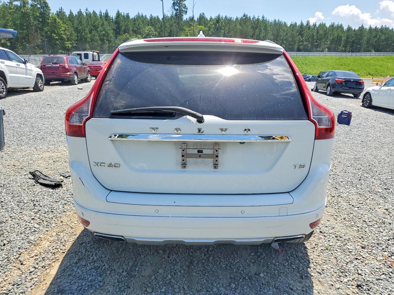 2015 Volvo Xc60 T5 Premier - Image 6
