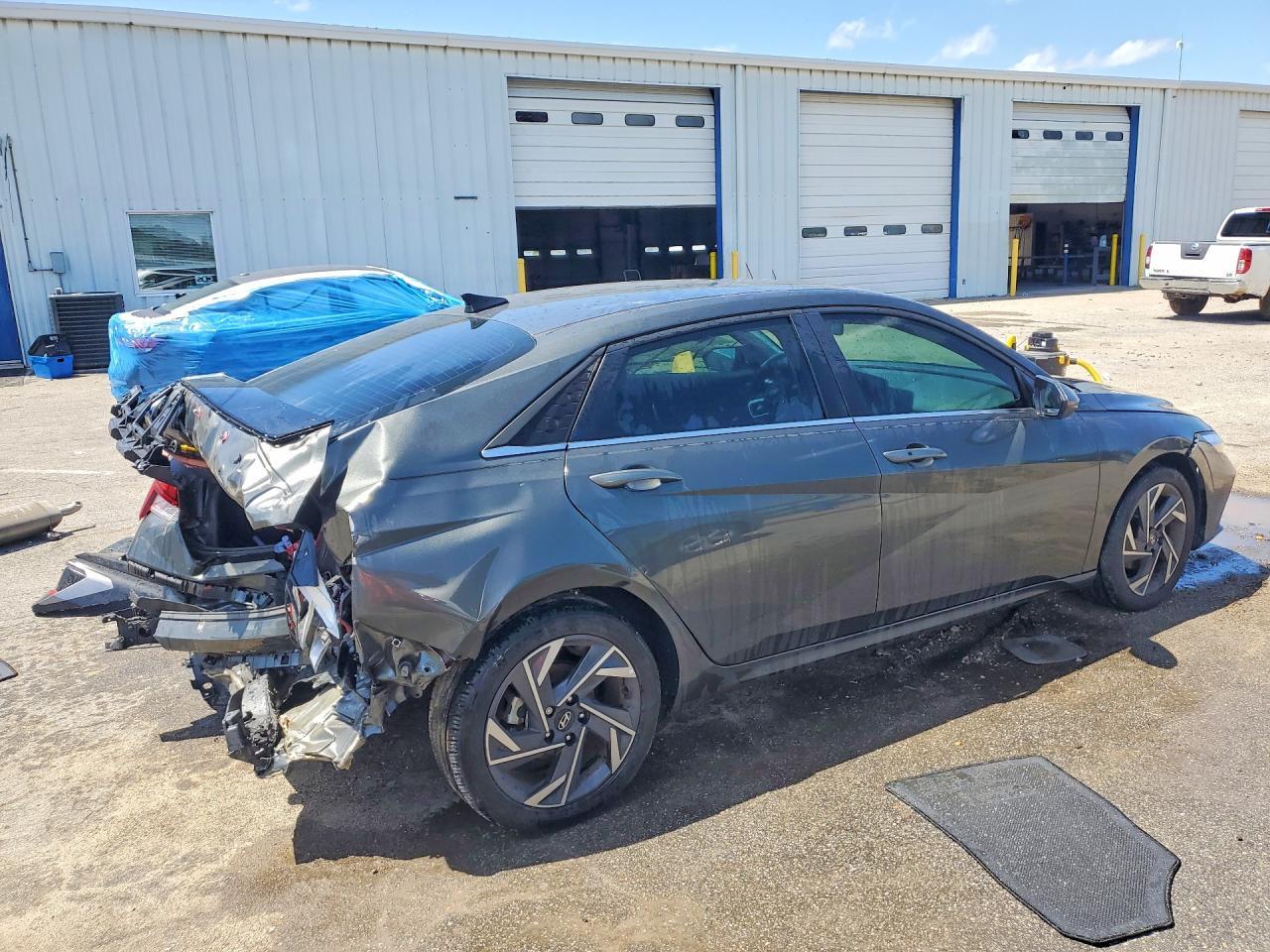 2024 Hyundai Elantra Sel - Фото 3