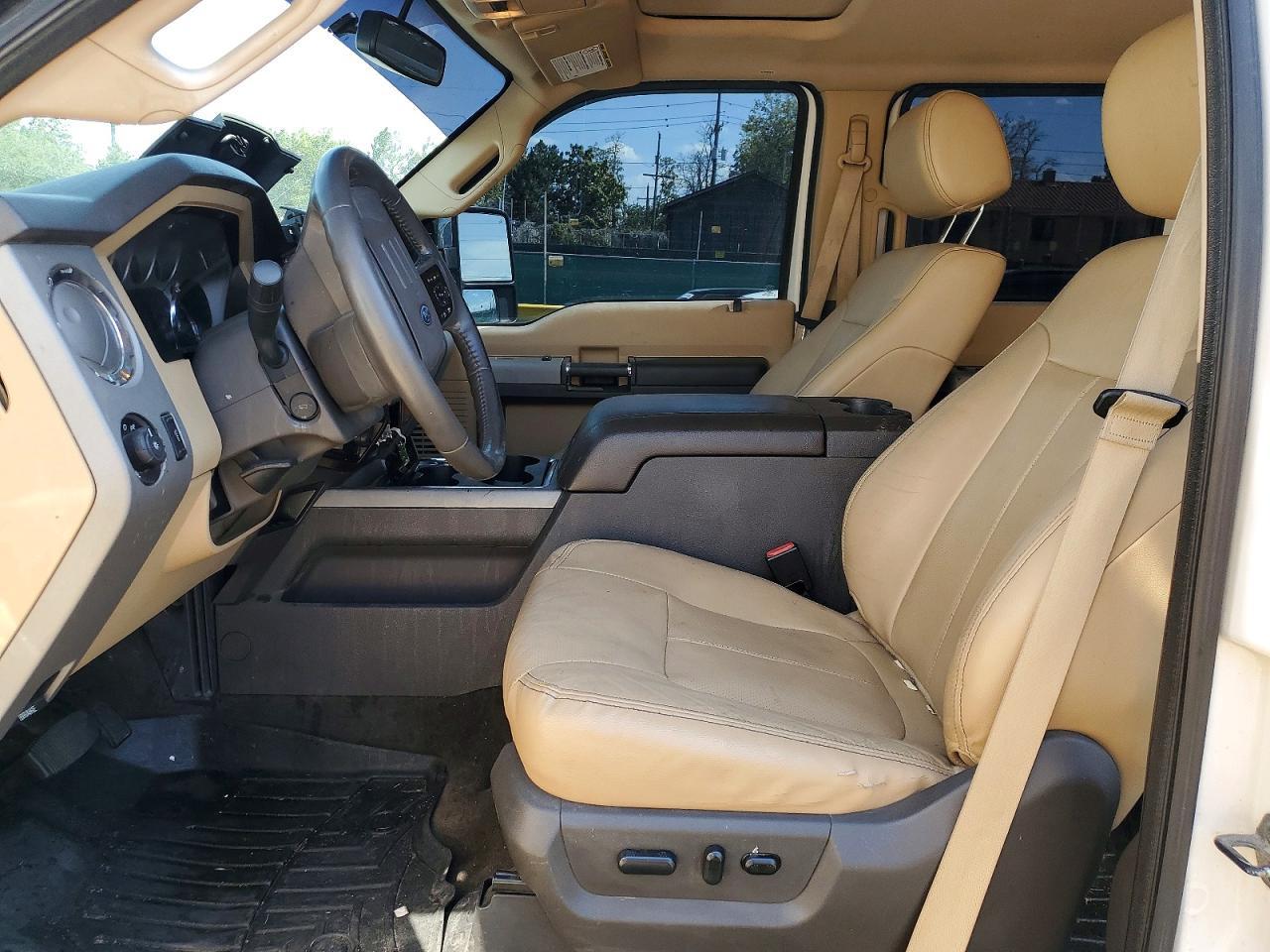 2015 Ford F250 Super Duty - Фото 7