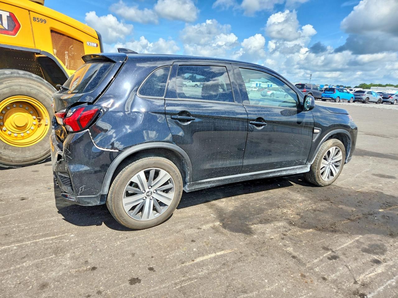 2024 Mitsubishi Outlander Sport S/Se - Image 3