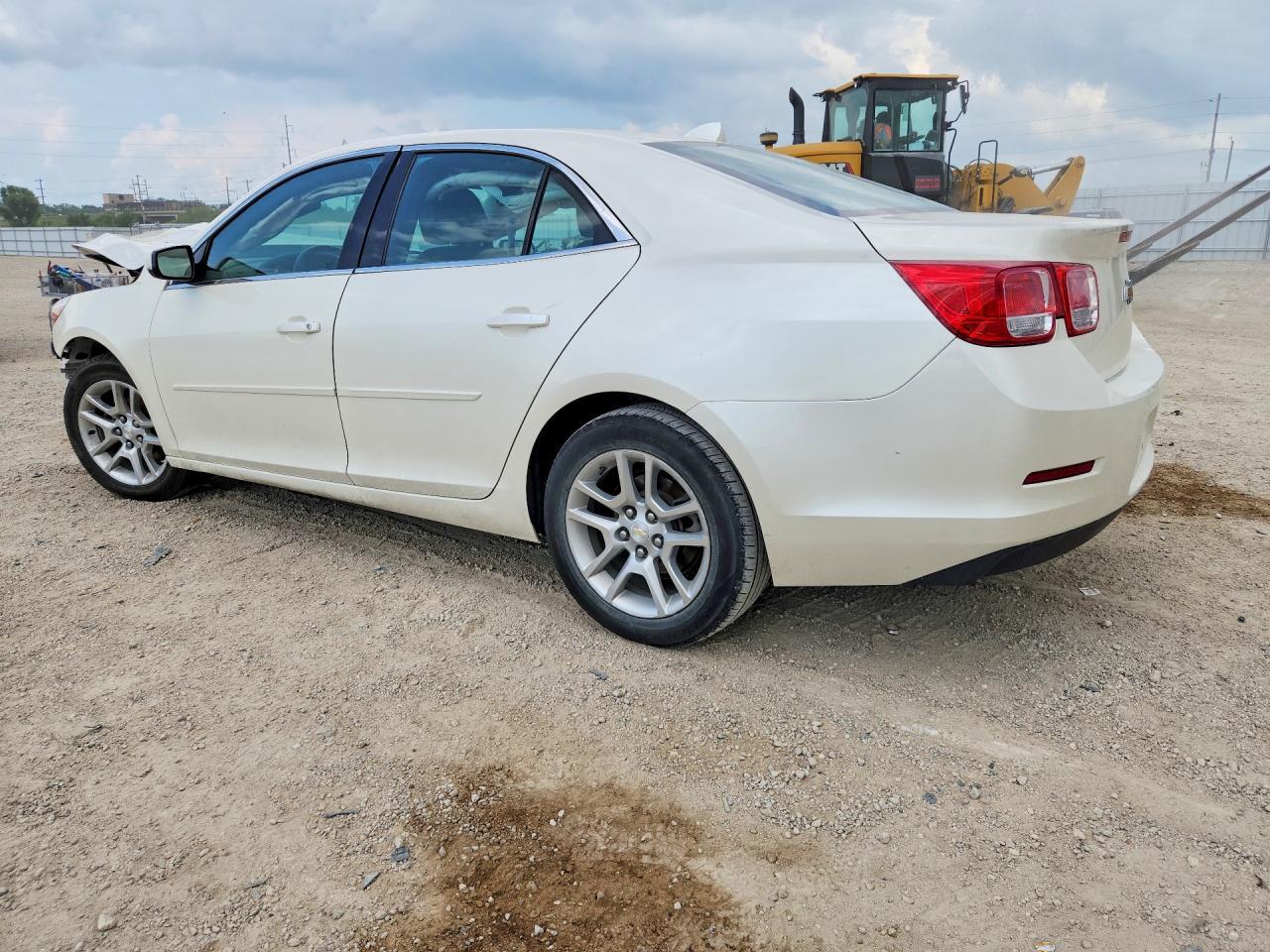 2013 Chevrolet Malibu 2Lt - Image 2