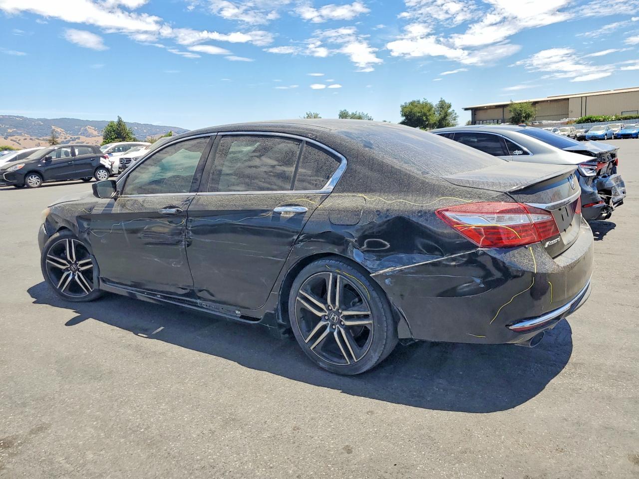 2016 Honda Accord Sport - Image 2