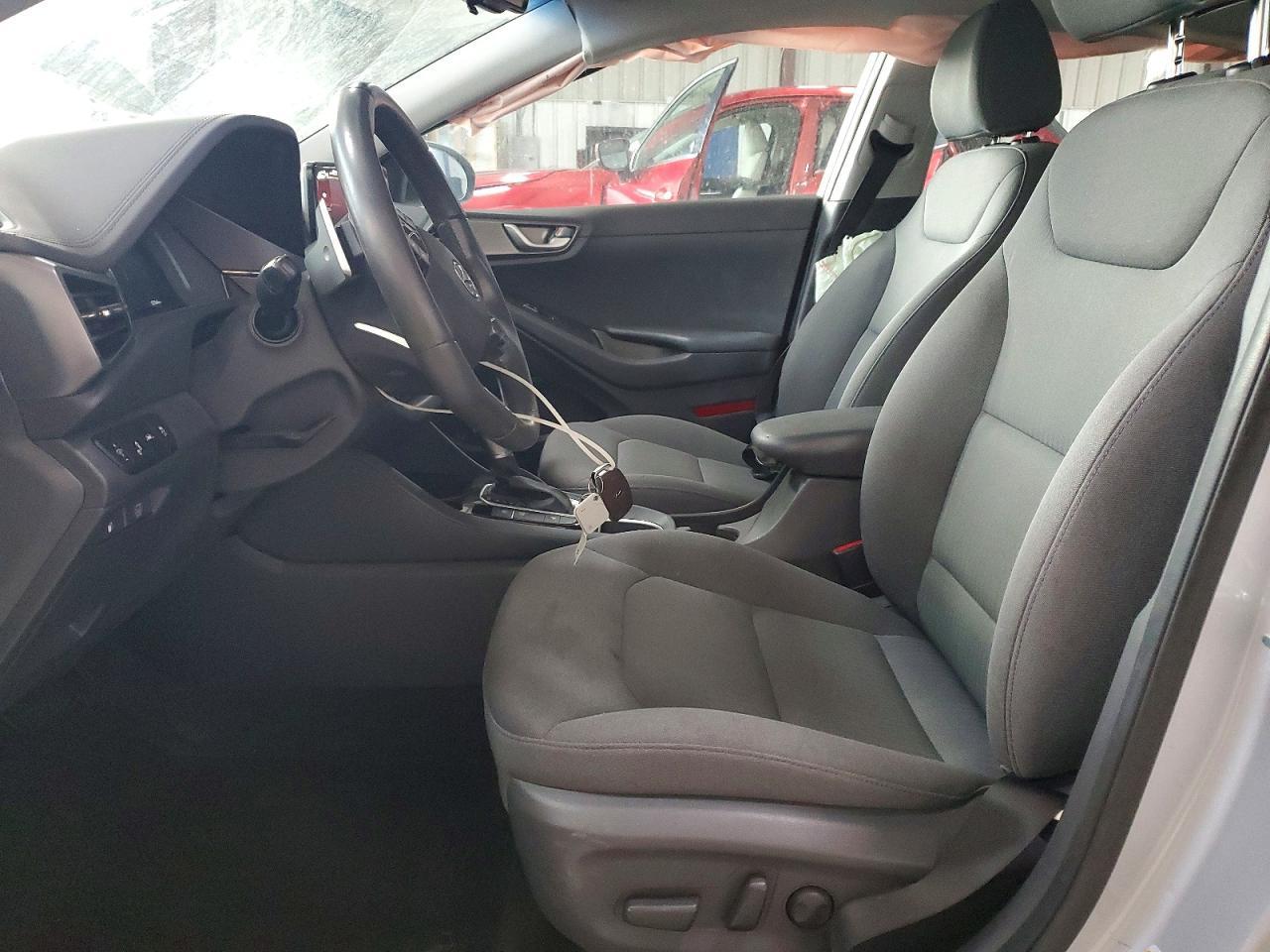 2021 Hyundai Ioniq Se - Фото 7