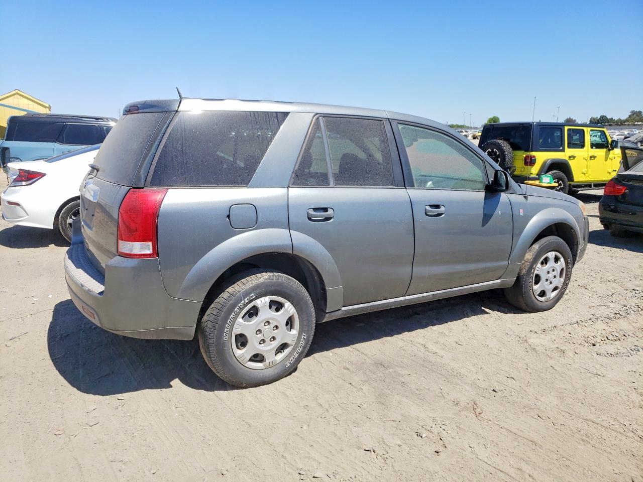 2006 Saturn Vue - Image 3